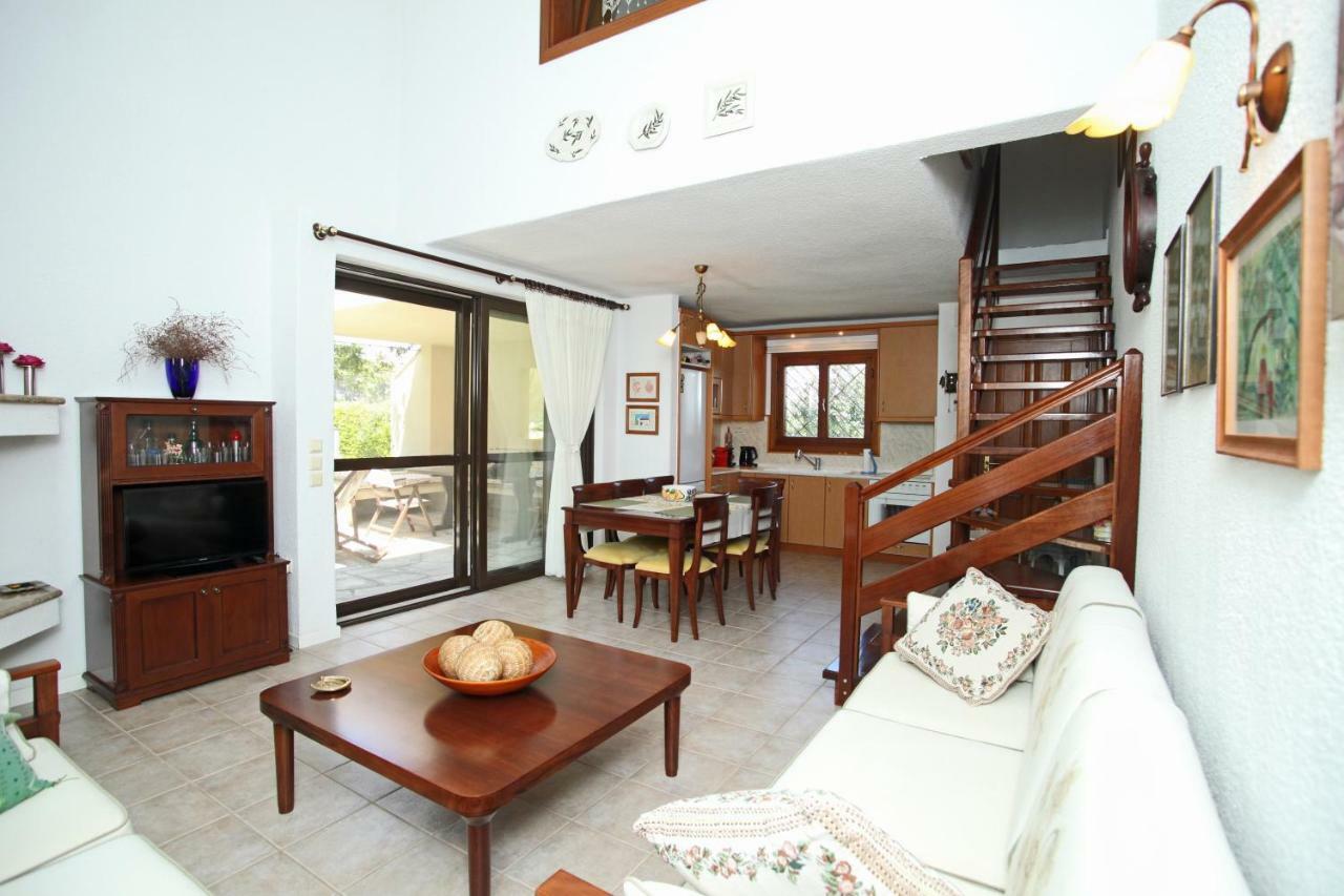 Villa Sanni Retreat By Luxlikehome Sani  Extérieur photo
